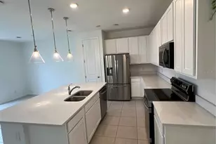 1025 Plantation Ln, Davenport, FL 33896 - Photo 5