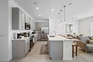 634 Longboat Dr, Davenport, FL 33896 - Photo 9