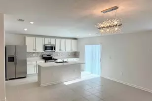 2704 Pioneer Trl, Eagle Lake, FL 33839 - Photo 3