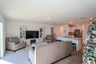 265 Gladiola Ct, Kissimmee, FL 34759 - Photo 7