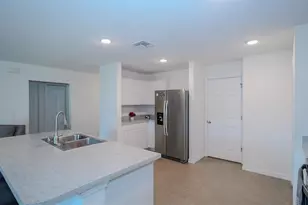 265 Gladiola Ct, Kissimmee, FL 34759 - Photo 3