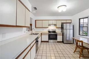 4207 Hamilton Ct, Saint Cloud, FL 34769 - Photo 9