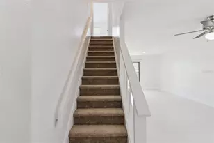 1836 N Crystal Lake Dr, Lakeland, FL 33801 - Photo 3