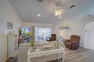 739 N Lake Reedy Blvd, Frostproof, FL 33843 - Photo 9