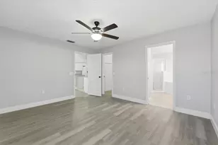 985 Highland Crest Cir, Lake Wales, FL 33853 - Photo 13