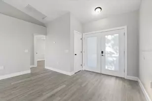 985 Highland Crest Cir, Lake Wales, FL 33853 - Photo 3