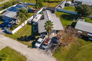 2753 Burrows Ave, Kissimmee, FL 34744 - Photo 5