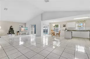 2529 Hamlet Ln, Kissimmee, FL 34746 - Photo 9