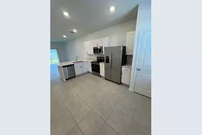 3060 Skyline Loop, Kissimmee, FL 34758 - Photo 9