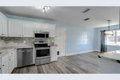 3648 Dogwood Place, Lakeland, FL 33812 - Photo 9