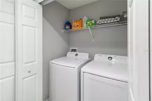 2930 Fieldwood Cir, Saint Cloud, FL 34772 - Photo 11