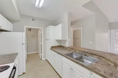 5572 Metrowest Boulevard #304, Orlando, FL 32811 - Photo 27