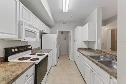5572 Metrowest Boulevard #304, Orlando, FL 32811 - Photo 23