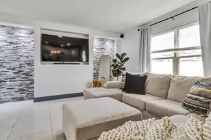 623 Citrus Isle Blvd, Davenport, FL 33837 - Photo 9