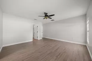 10740 Clover Walk Dr, Orlando, FL 32825 - Photo 13