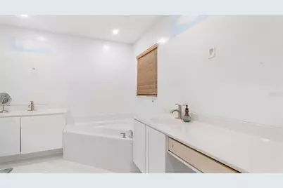 132 Chestnut Circle, Royal Palm Beach, FL 33411 - Photo 31