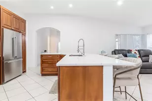 132 Chestnut Cir, Royal Palm Beach, FL 33411 - Photo 15