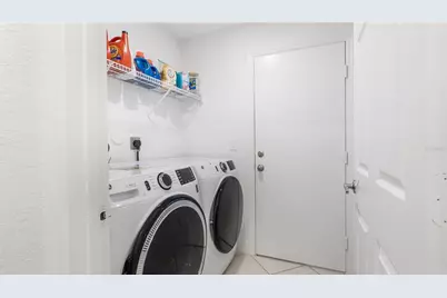 132 Chestnut Circle, Royal Palm Beach, FL 33411 - Photo 35