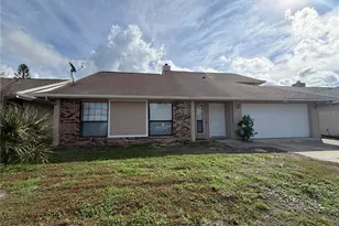 537 Starstone Dr, Lake Mary, FL 32746 - Photo 1