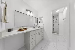 2224 Greenview Cir, Orlando, FL 32808 - Photo 23