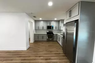 933 Windsor St, Lakeland, FL 33803 - Photo 5