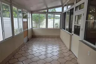 9925 Dean Oaks Ct, Orlando, FL 32825 - Photo 11