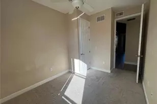 2013 Grand Oak Dr, Kissimmee, FL 34744 - Photo 11