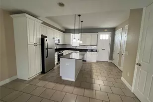 2013 Grand Oak Dr, Kissimmee, FL 34744 - Photo 3