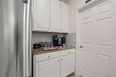 4064 Oaktree Drive, Davenport, FL 33837 - Photo 19