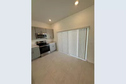 2976 Skyline Loop, Kissimmee, FL 34758 - Photo 9