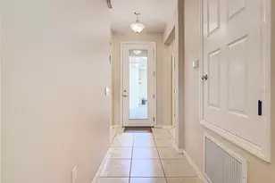 2472 Palm Tree Dr, Kissimmee, FL 34759 - Photo 11