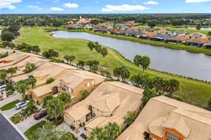 2472 Palm Tree Dr, Kissimmee, FL 34759 - Photo 3