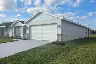 747 Cypress Creek Run St, Saint Cloud, FL 34771 - Photo 3