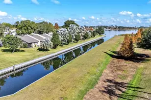 381 Winter Ridge Blvd, Winter Haven, FL 33881 - Photo 3