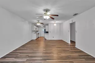 381 Winter Ridge Blvd, Winter Haven, FL 33881 - Photo 3