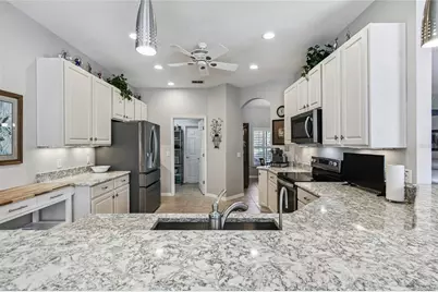 121 Terra Vista Ln, Poinciana, FL 34759 - Photo 11