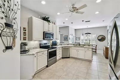 121 Terra Vista Ln, Poinciana, FL 34759 - Photo 9