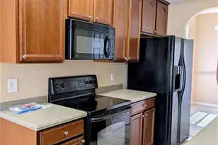 9422 Myrtle Creek Ln, Orlando, FL 32832 - Photo 7