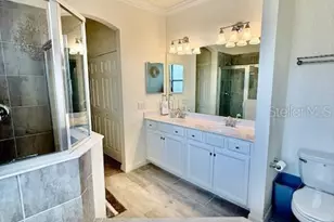 12180 Amica Loop, Venice, FL 34293 - Photo 17