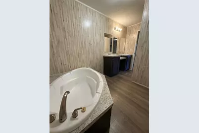 861 SE 40 Th Place, Melrose, FL 32666 - Photo 9