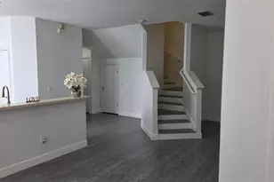 10258 Lake District Ln, Orlando, FL 32832 - Photo 5