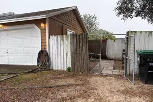 1311 Woodman Way, Orlando, FL 32818 - Photo 3