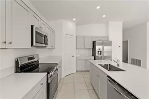 680 Sand Pne Ln, Haines City, FL 33844 - Photo 5