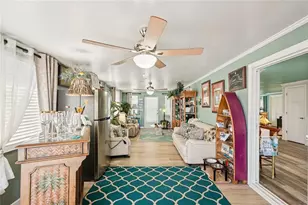 113 Castle Dr, Nokomis, FL 34275 - Photo 9