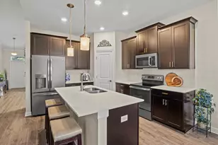 3738 Plymouth Dr, Winter Haven, FL 33884 - Photo 9