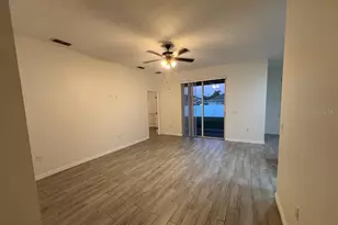 140 Highland Meadows St, Davenport, FL 33837 - Photo 5