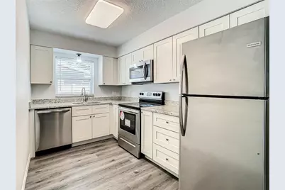 2918 46th Avenue S, Saint Petersburg, FL 33712 - Photo 17