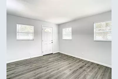 2918 46th Avenue S, Saint Petersburg, FL 33712 - Photo 23
