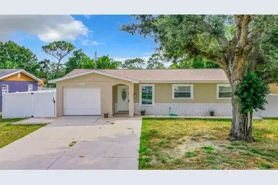 2918 46th Avenue S, Saint Petersburg, FL 33712 - Photo 1