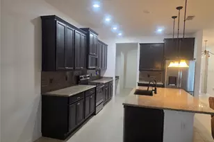 356 Bella Cortina Dr, Poinciana, FL 34759 - Photo 7